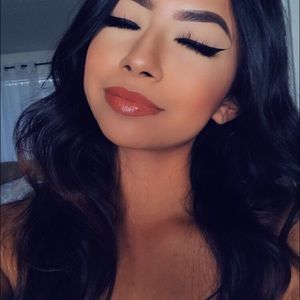 Meet your Posher, Karina